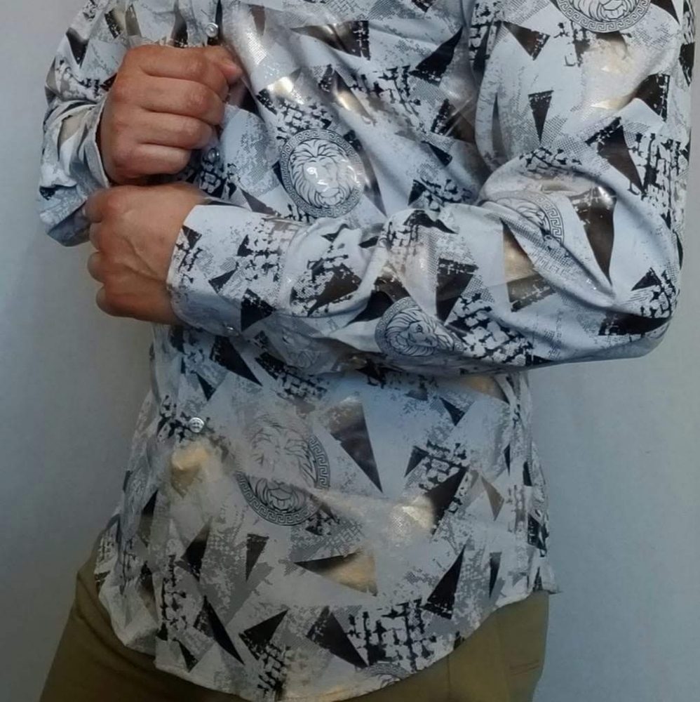 Metallic Lion Pattern Shirt - Picture 4 of 6